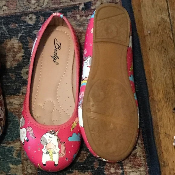 $6 Unicorn Rainbow Pink Slip-on Flats - Picture 1 of 2